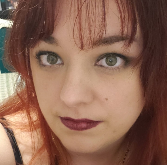 Meet your Posher, Emilie - Picture 1 of 1